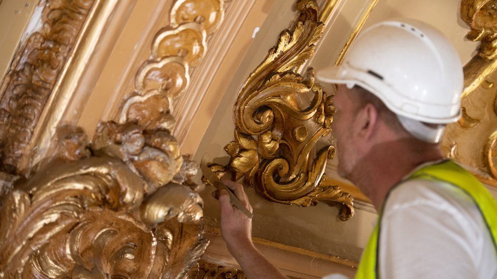 Covid Blackpool Tower Ballroom gets £1.1m refurbishment BBC News