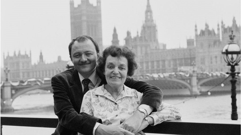 Ken Livingstone with his mother Ethel Ada Livingstone, pictured in 1984