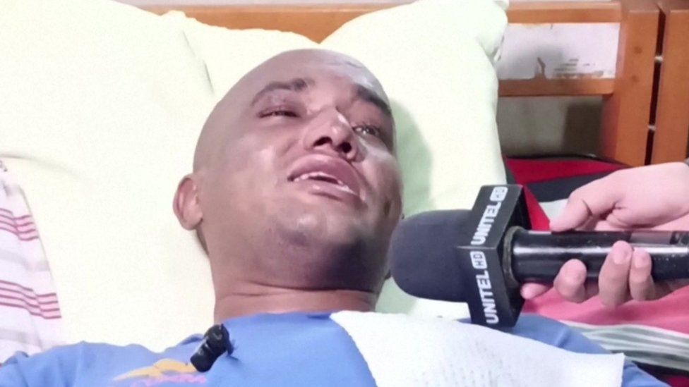 Jhonattan Acosta in a health centre