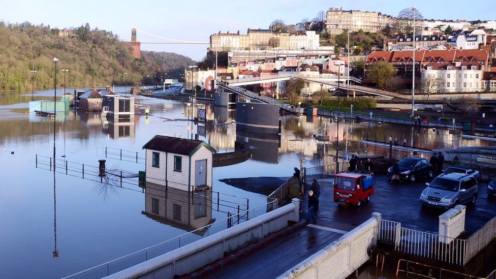 A high tide overtopping the Cumberland Basin in Bristol