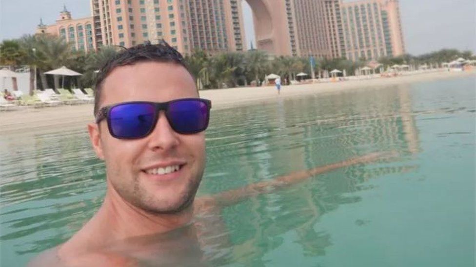 Scot Facing Jail Over Dubai 'hip Touch' - BBC News