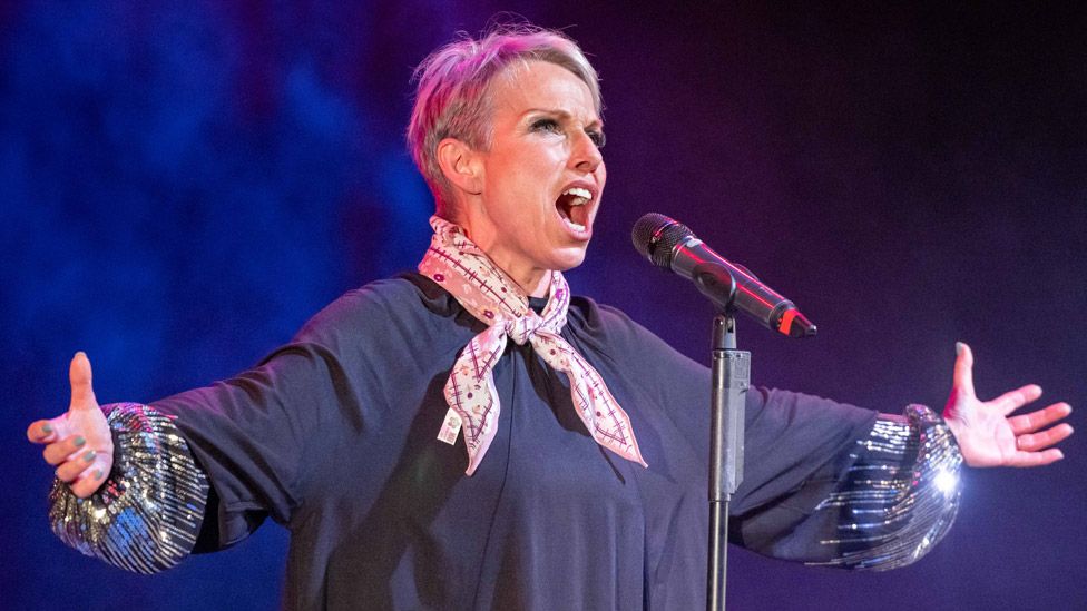 Sue Devaney performing at Oldham Coliseum's closing show