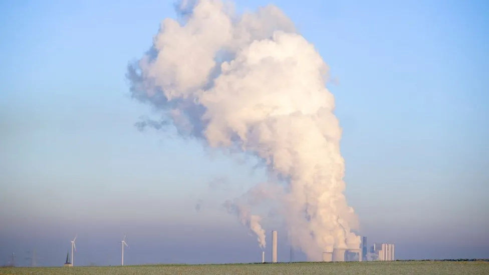 Climate change: New idea for sucking up CO2 from air shows promise