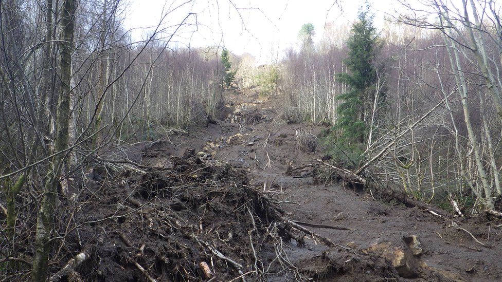 Damage caused by the landslide in Crafnant