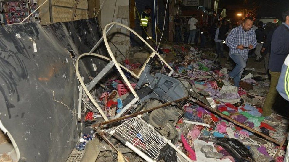 Damage at the site of the Burj al-Barajneh suburb of Beirut (12 November 2015)