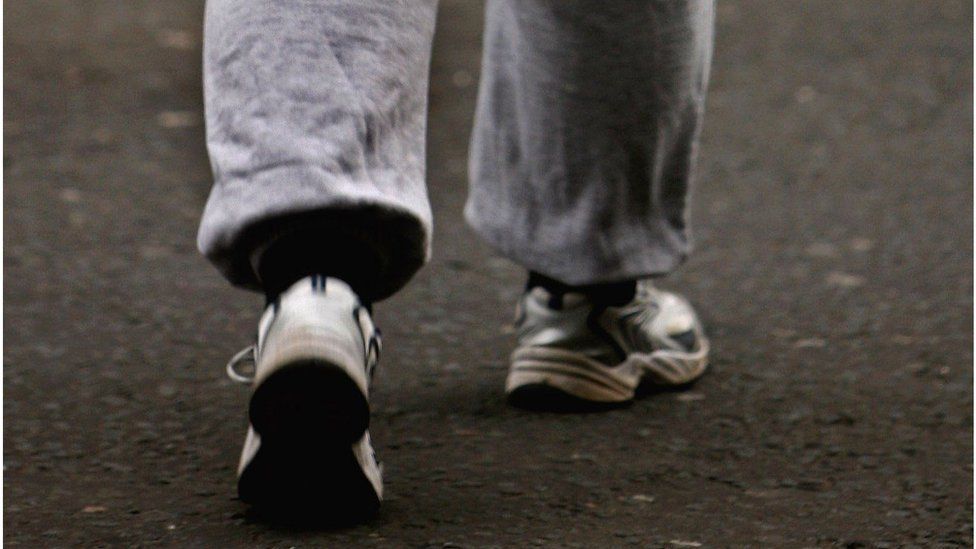 Walking programme 'had no impact' - BBC News