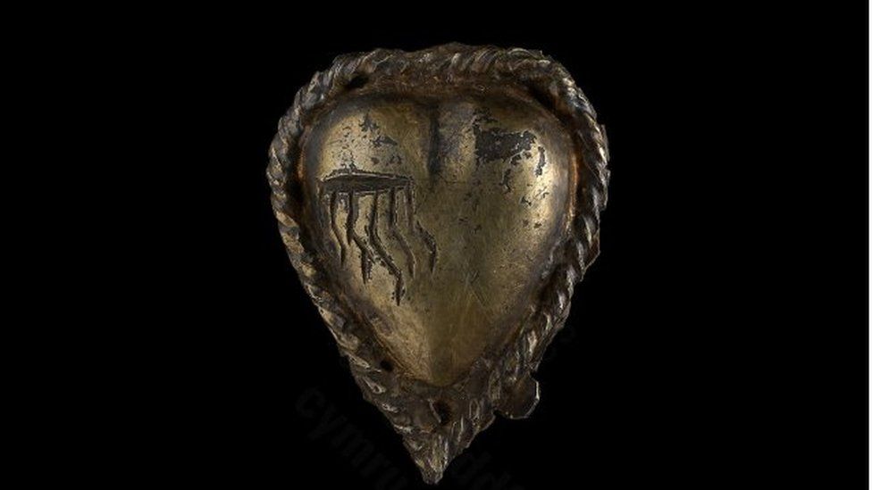 16th century pendant
