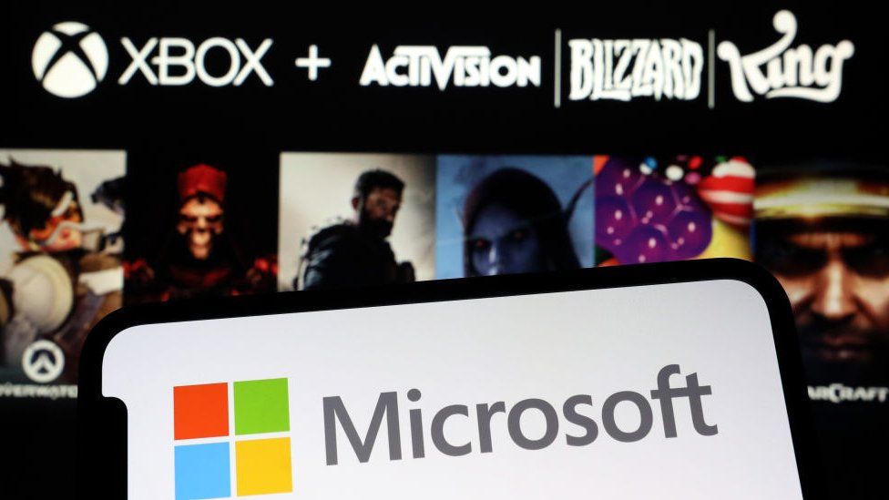 Логотип Microsoft и логотип Activision Blizzard