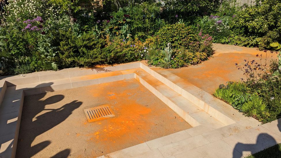 The orange substance in one of the show gardens