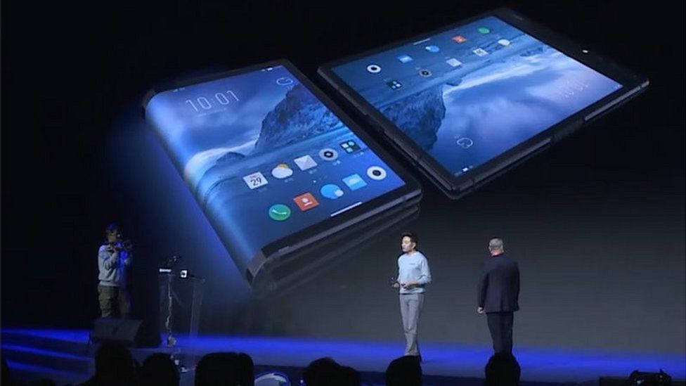 Folding tablet featured at a tech event in China 1