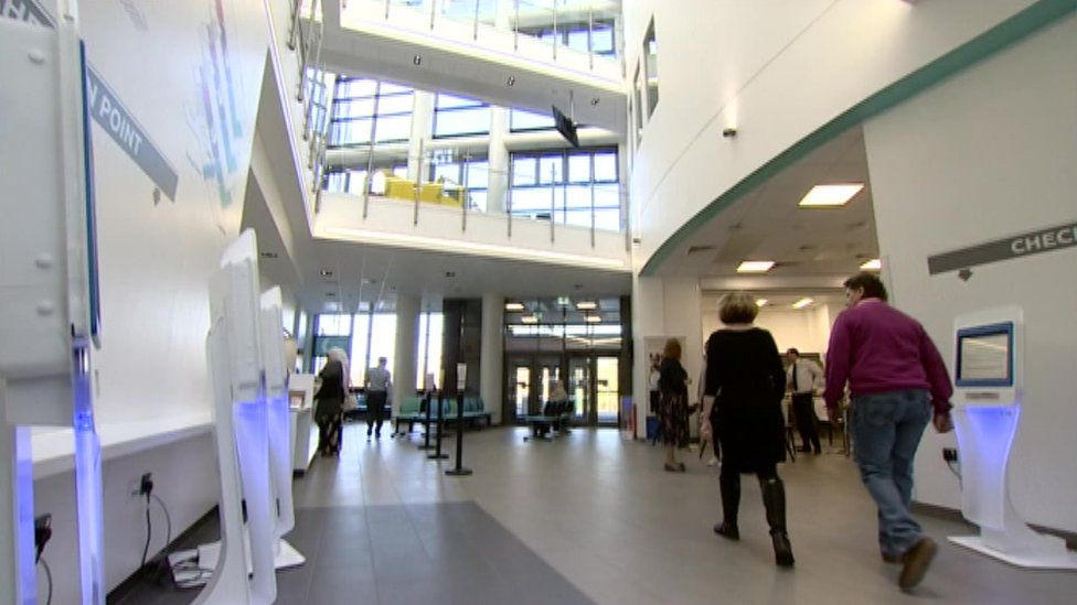 £50m Birmingham Dental Hospital opens to patients BBC News