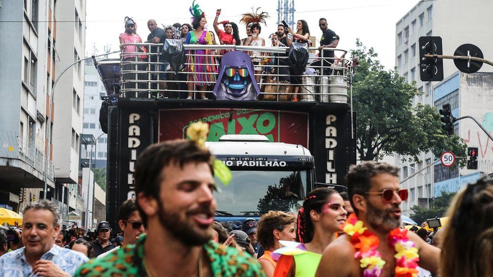 Festival-goers pictured at the Academico bloco