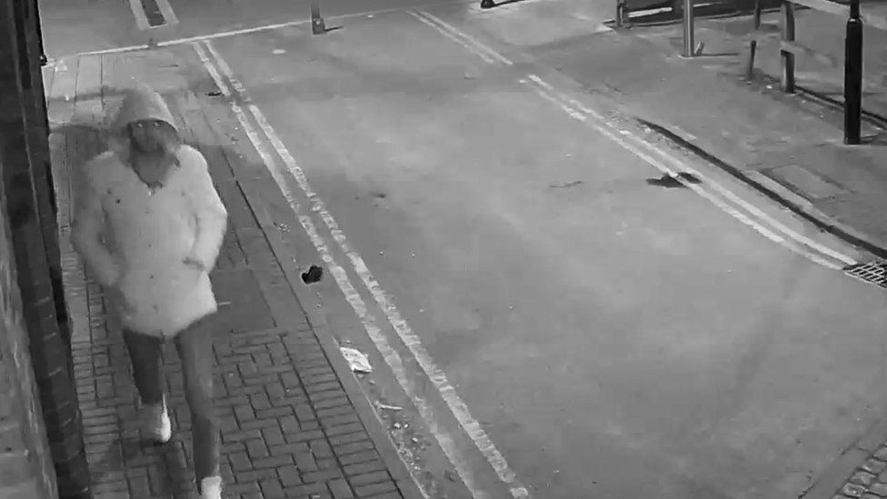 CCTV Pictures Released In Ipswich Rape Probe - BBC News