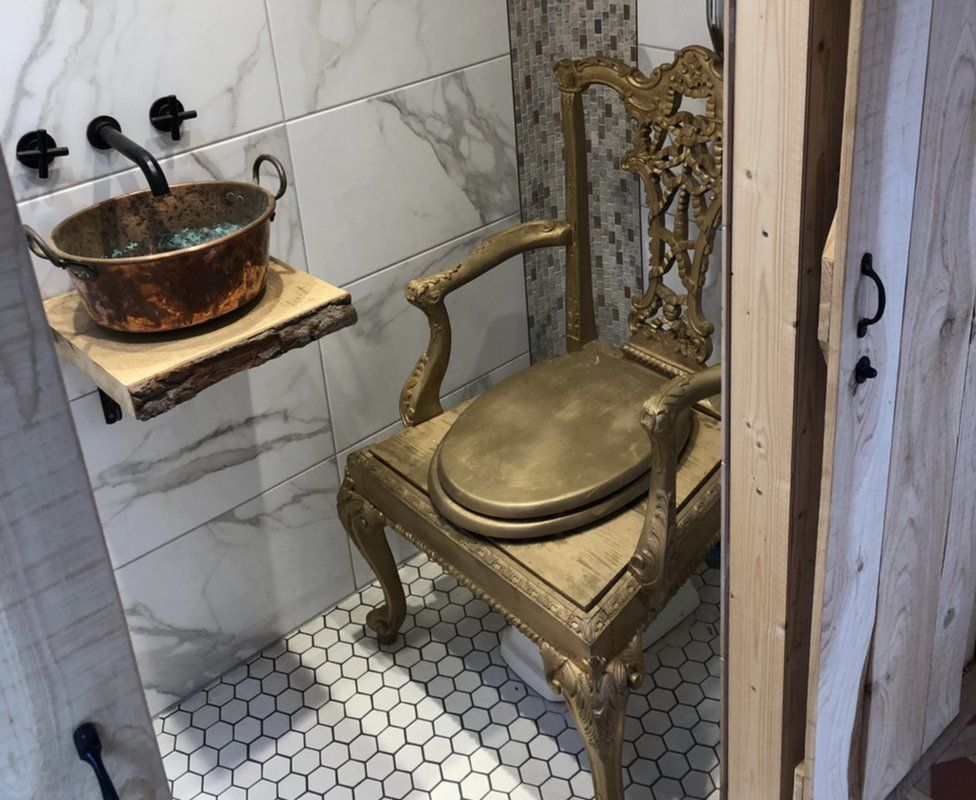 A golden toilet