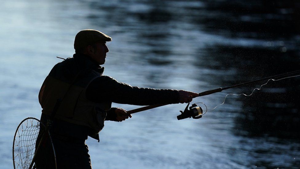 Isle of Man freshwater anglers face 10% licence fee hike - BBC News