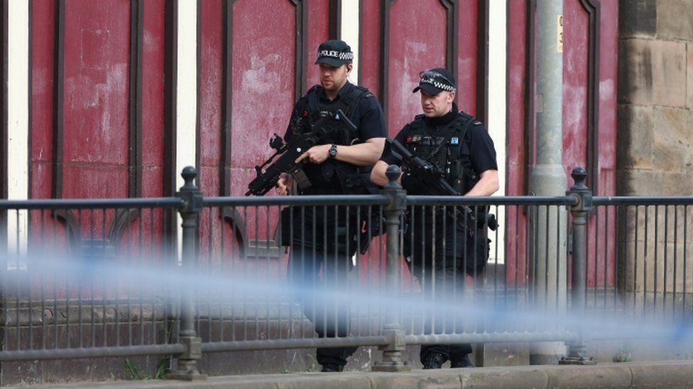 armed police in manchester