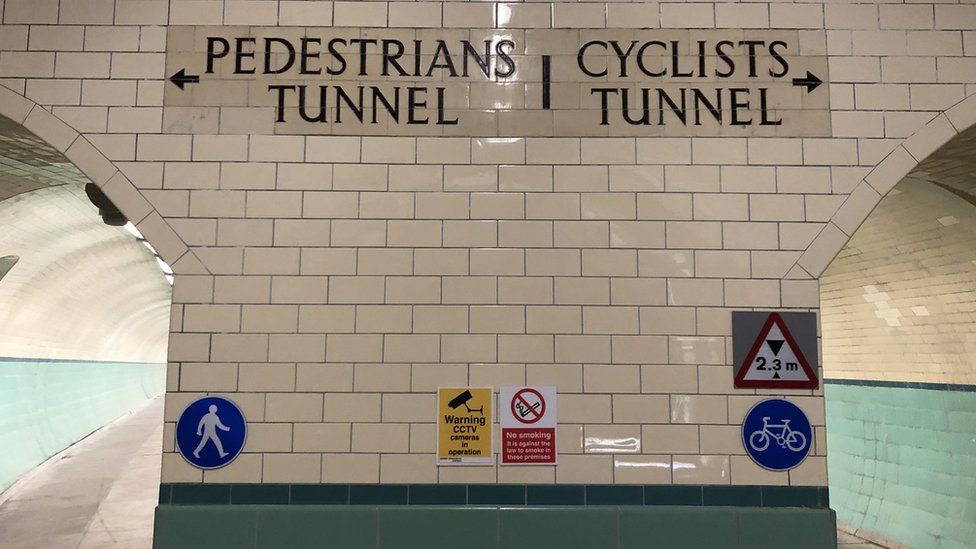 Tunnel for pedestrians and cyclists