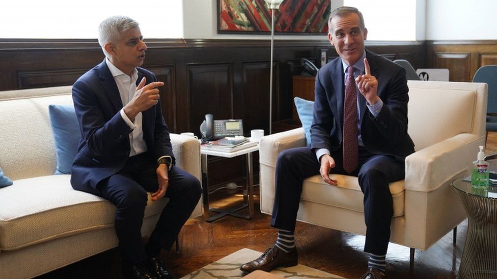 Sadiq Khan met with Los Angeles mayor Eric Garcetti