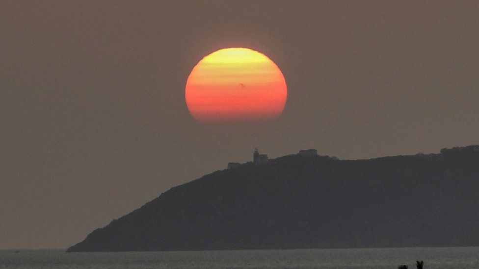 España observa el humo provocado por los incendios forestales de Canadá, Finisterre