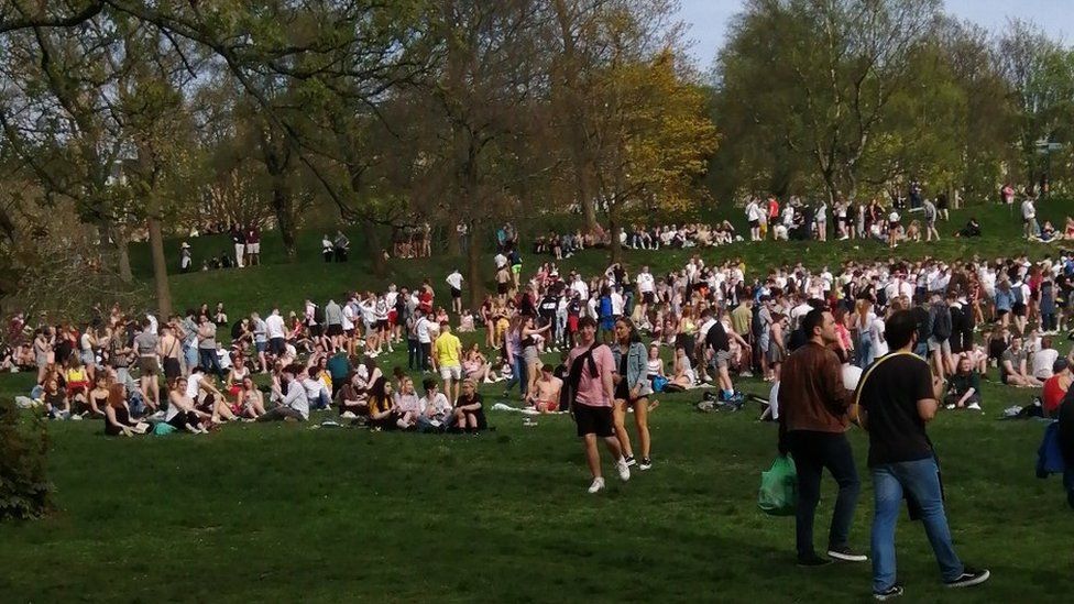 People at Kelvingrove Park