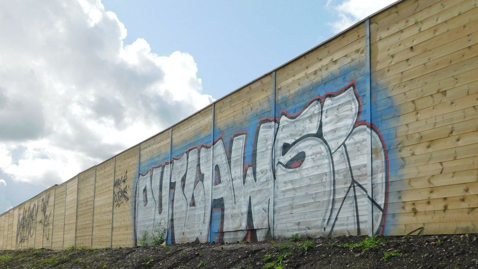 The fence along the A6