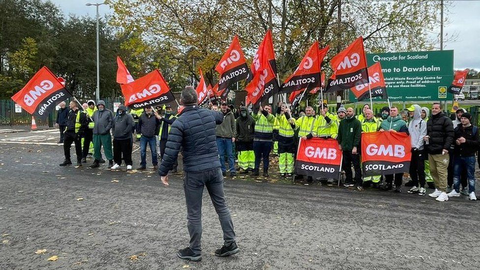 GMS picket line in Glasgow