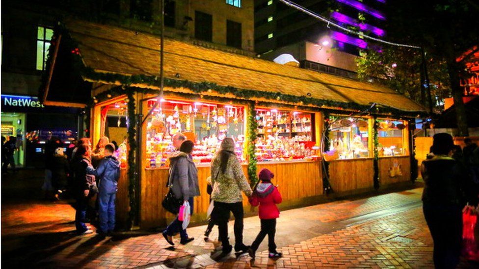 Christmas markets: Will Brexit have any effect? - BBC News