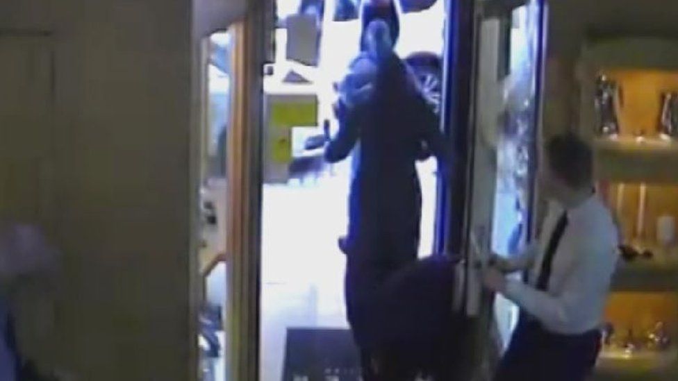 Burka Wearing Raiders Jailed For Armed Robbery At Dundee Jewellers