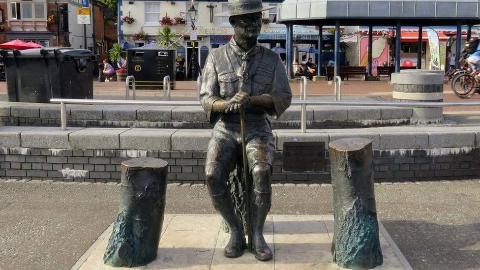 Baden-Powell statue