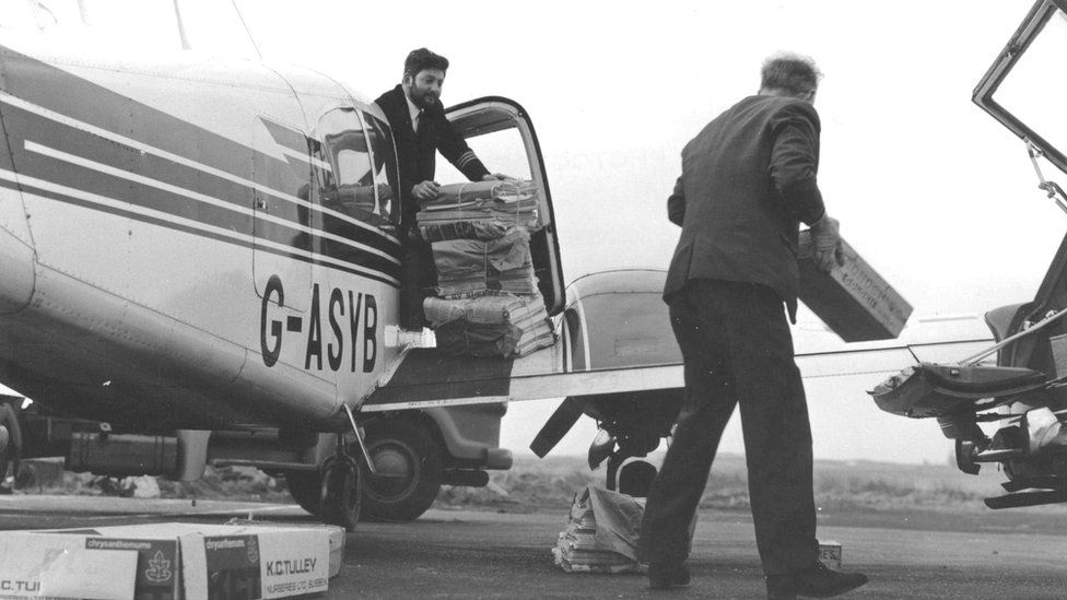 Loganair operated the Glasgow-Stornoway newspaper contract for 10 years from 1964