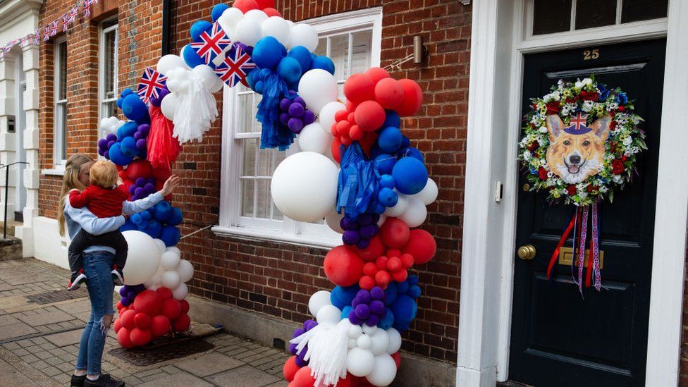 House with jubilee decorations in Windsor