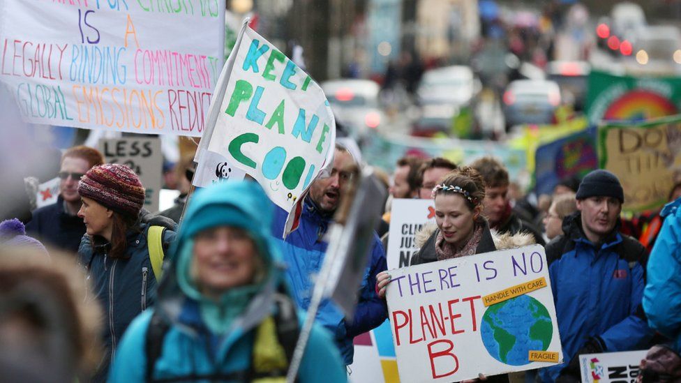 Climate change marchers in Edinburgh on 29 November 2015