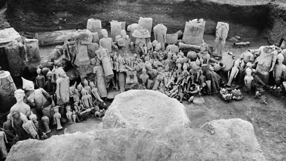 Clay votive figurines at the sanctuary of Agia Eirini, Cyprus in 1929