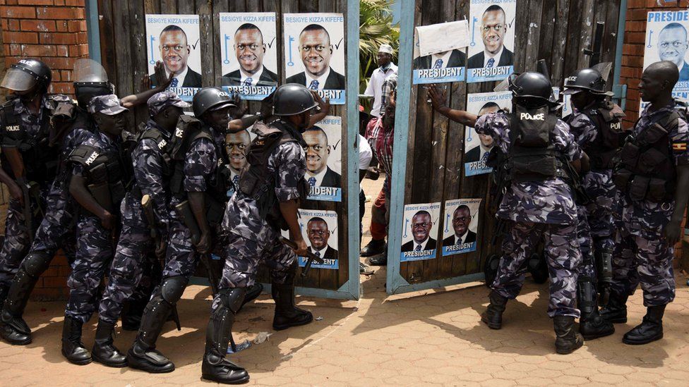 Uganda police outside the FDC headquarters