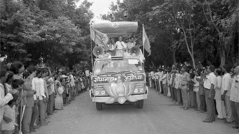 L K Advani addressing on Ram Rath at Dholka town near Ahmedabad during Somnath Ayodhyay Rathyatra on 26th September 1990