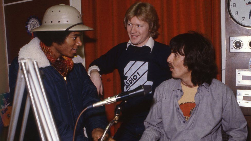 Майкл Джексон, Дэвид Дженсен и Джордж Харрисон на Радио 1 в 1979 году