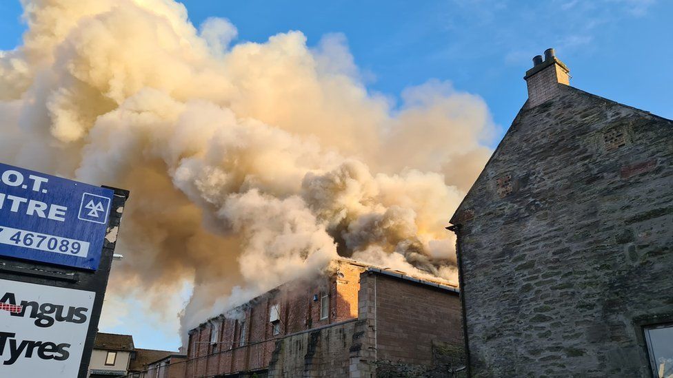 Boys, 14, charged over blaze at former Forfar bingo hall BBC News