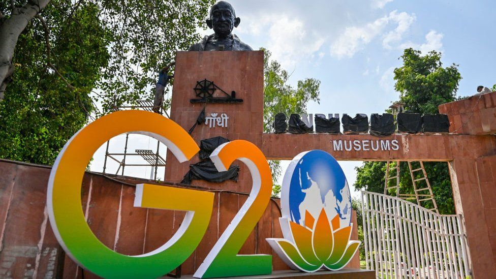 Новый облик Ганди Даршана, где новые инсталляции и скульптуры установлены перед саммитом G20 в Раджхате 1 сентября 2023 года в Нью-Дели, Индия.