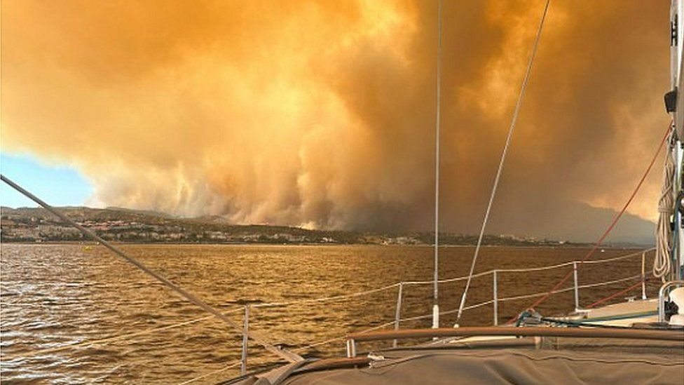 tourist boat rhodes fire