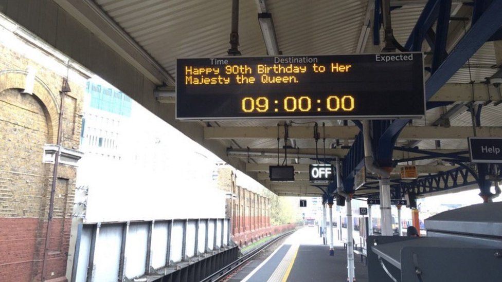 London Underground departure board paying tribute to the Queen