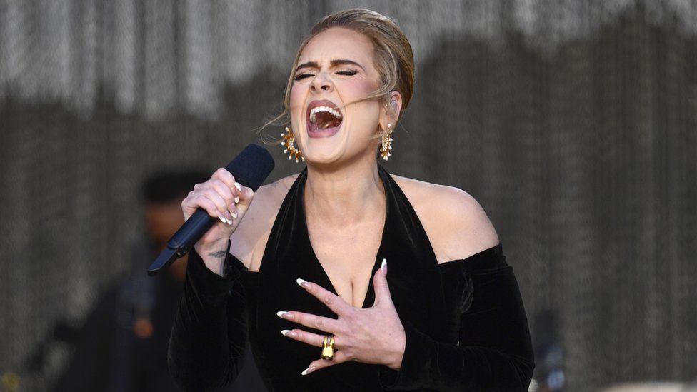Adele singing in Hyde Park