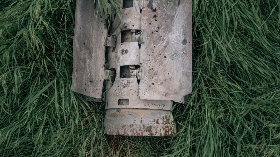 Cluster bombs: Unease grows over US sending cluster bombs to Ukraine