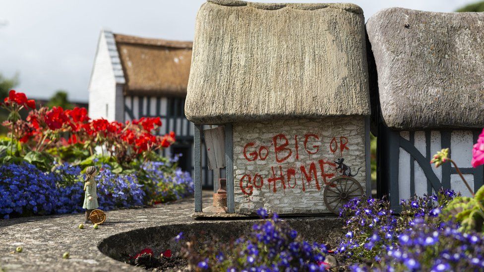 Banksy stable at model village could fetch 'seven figures' - BBC News