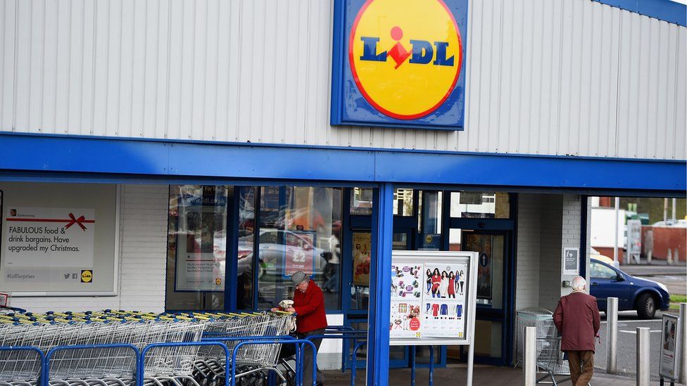 Lidl to shake off budget image with London BBC News