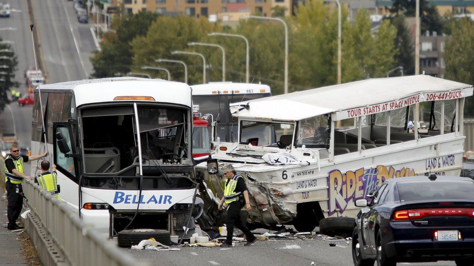 Crash between amphibious tour bus and charter bus on 24 September 2015