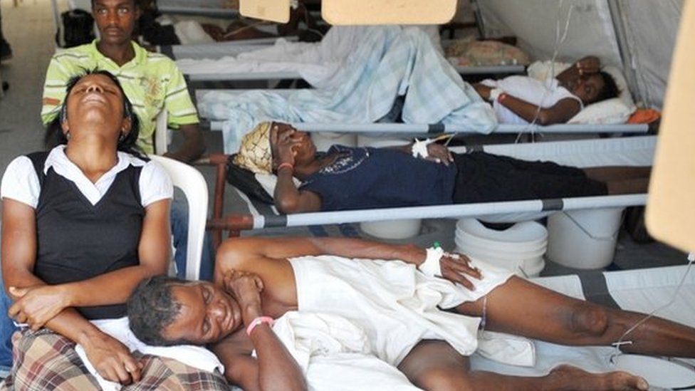 Cholera patients in a hospital in Haiti (7 November 2012)