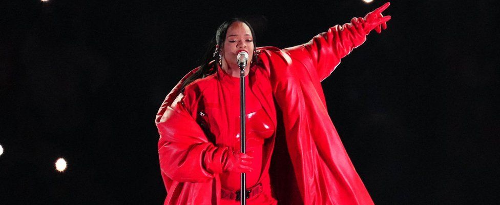 Rihanna's Super Bowl halftime show recap: Pregnant star shines