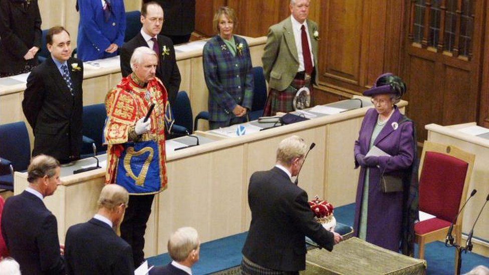 Queen at opening of Scottish Parliament in 1999