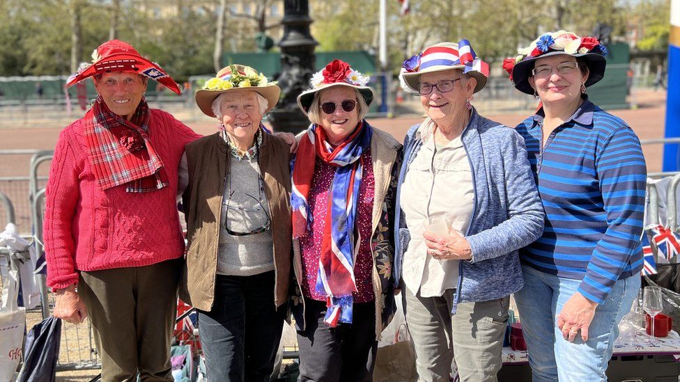 (L-R) Jessie Young, Margaret Tinsley, Shirley Messinger, Eunice Hartstone and Elizabeth Couzens are camping on the Mall