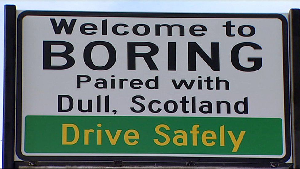 Dull. Dull boring. Boring dull разница. Boring Town. Dull отличие от boring.